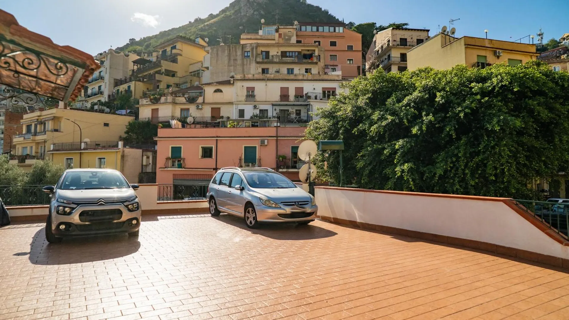 Atenasio Garden Suite, Elegance & Relaxation In The Heart Of Taormina Apartamento