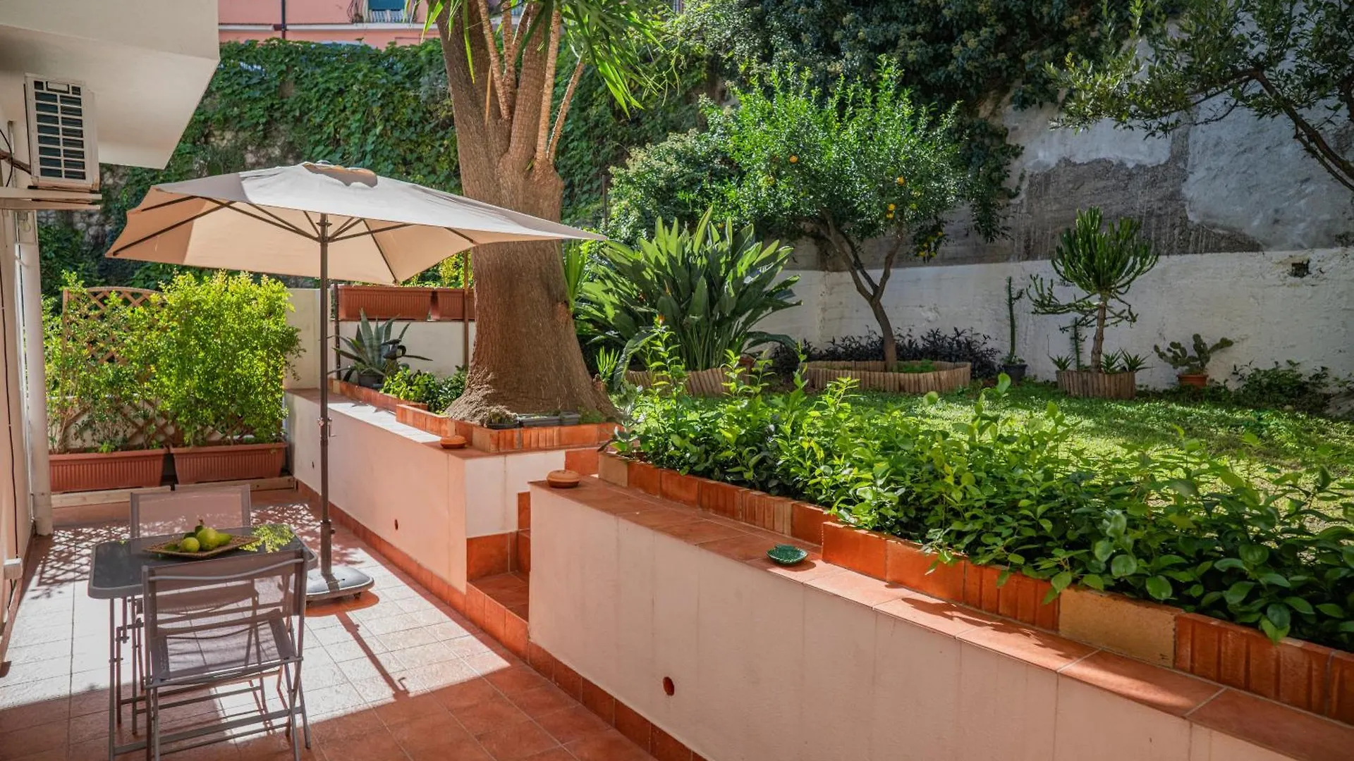Apartamento Atenasio Garden Suite, Elegance & Relaxation In The Heart Of Taormina