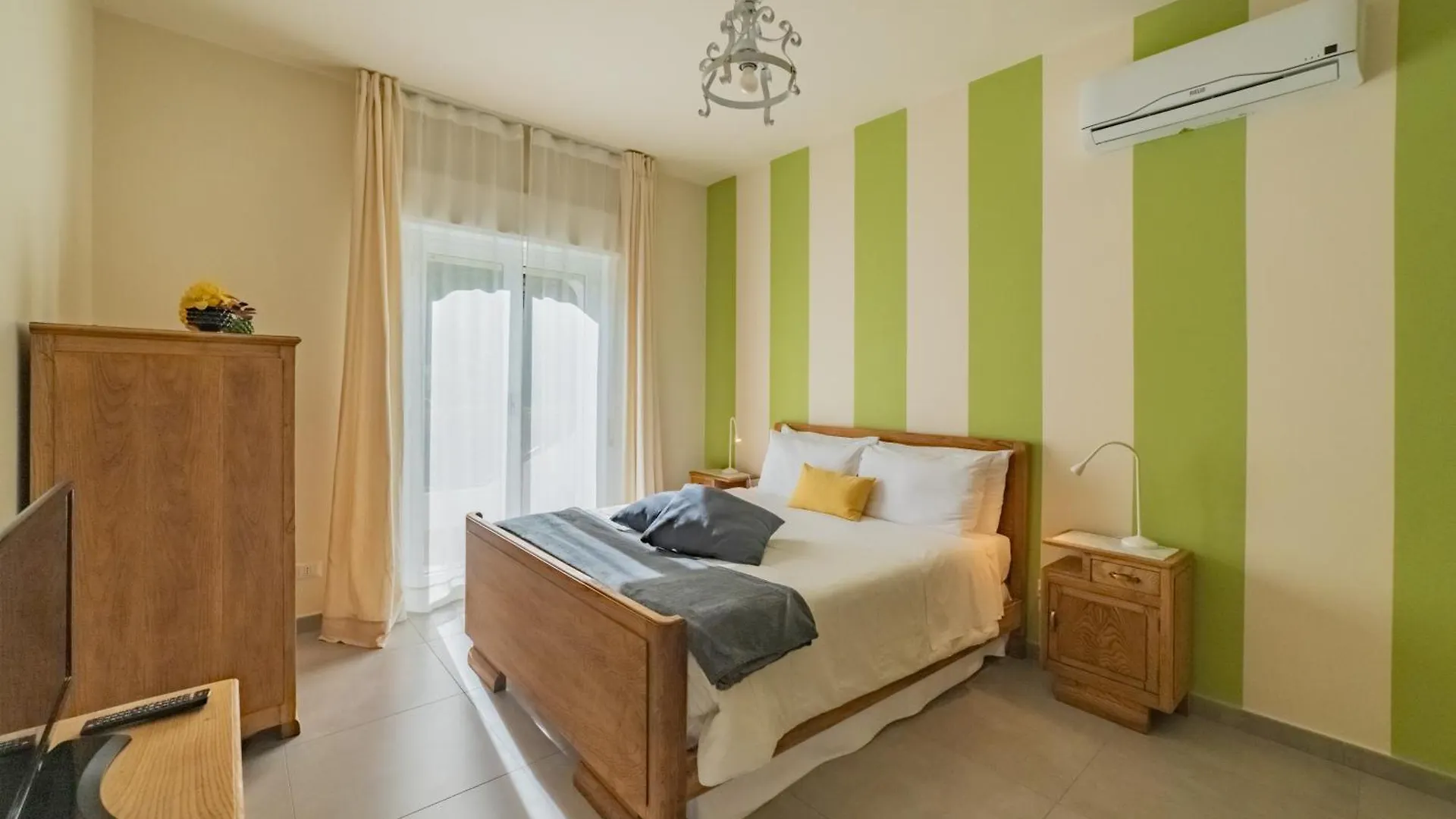 Atenasio Garden Suite, Elegance & Relaxation In The Heart Of Taormina 0*,  Itália